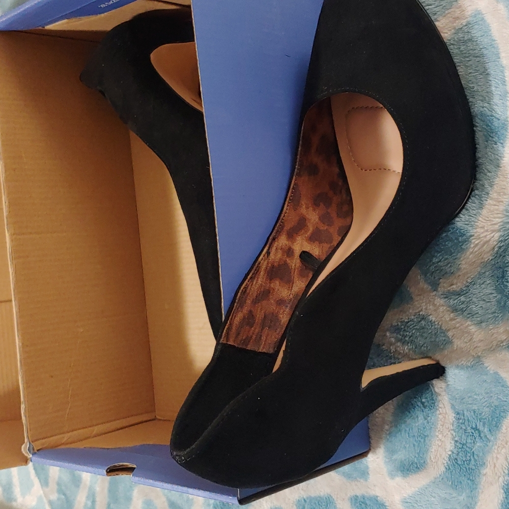 Jellypop 8 1/2 black heels